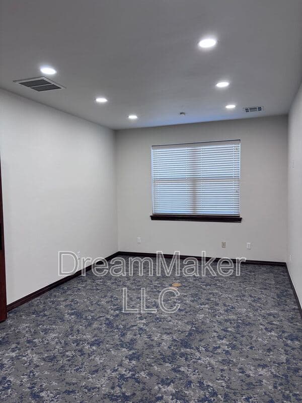 Norman House: 2815 SE 44th Street