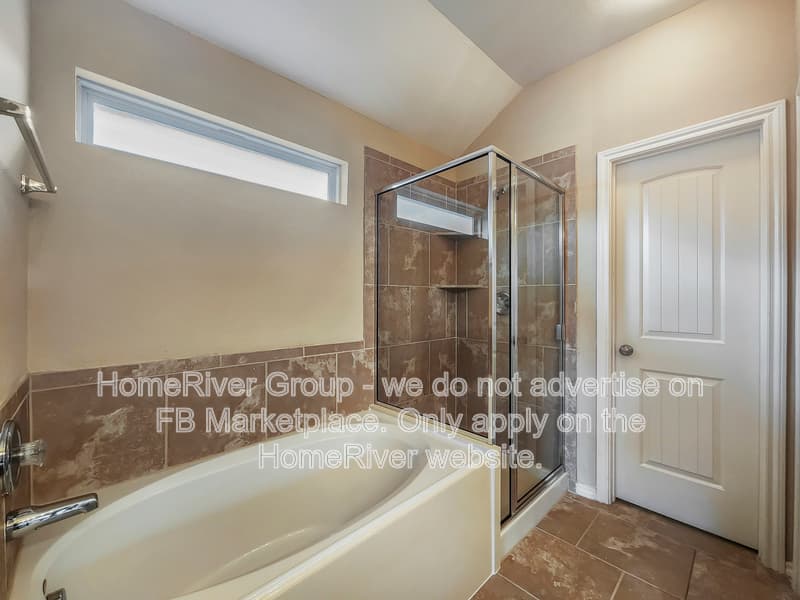 Houston House: 1746 Kilmory Ct