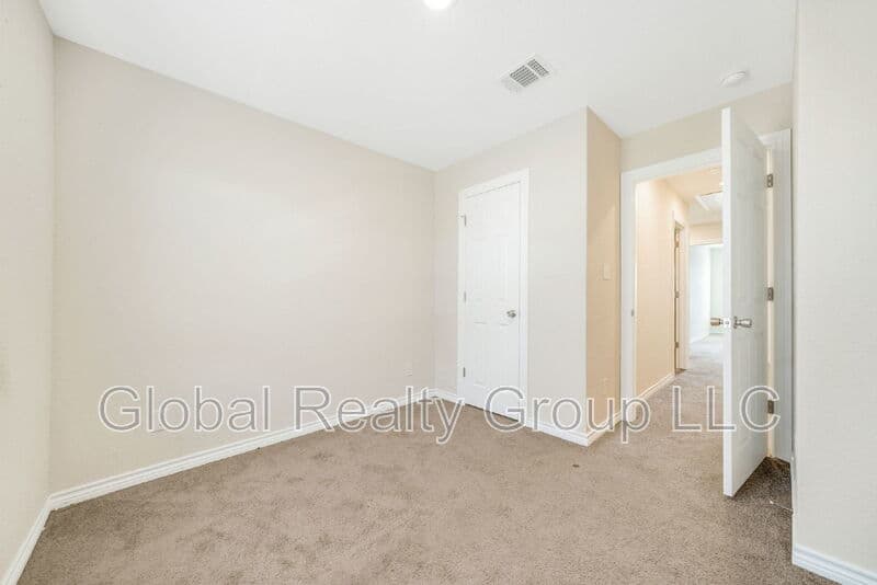 San Antonio Condo: 6914 Crestway Dr