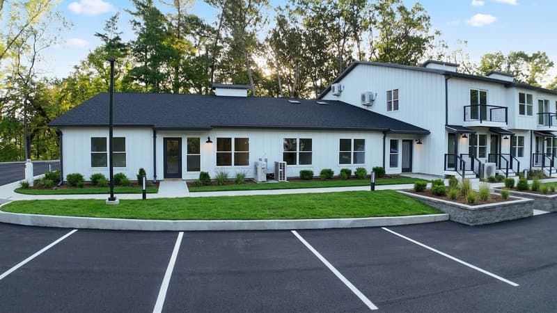 Tillson Condo: 56 Grist Mill Road - 2