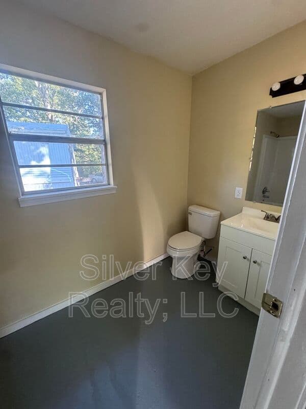 Athens Condo: 250 County Road 129