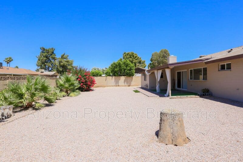 Tempe House: 2522 E. Fairmont Dr.