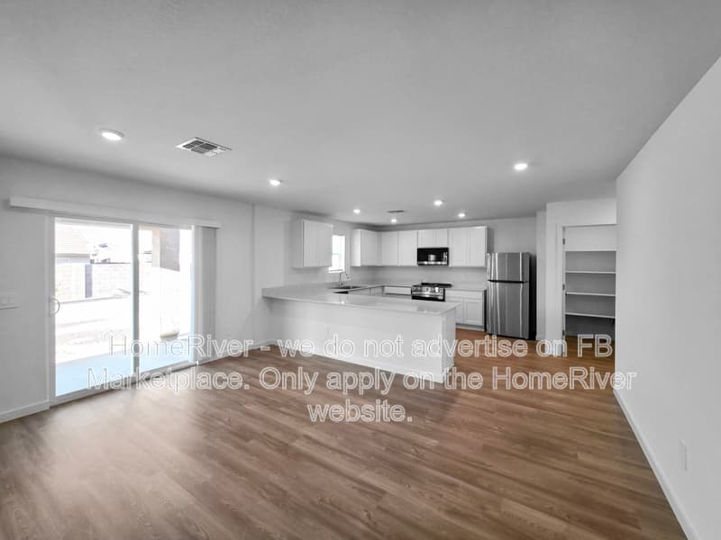 Arizona City House: 10080 W Century Dr