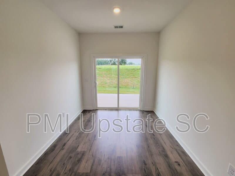 Spartanburg Townhome: 1283 Westgate Vlg Dr