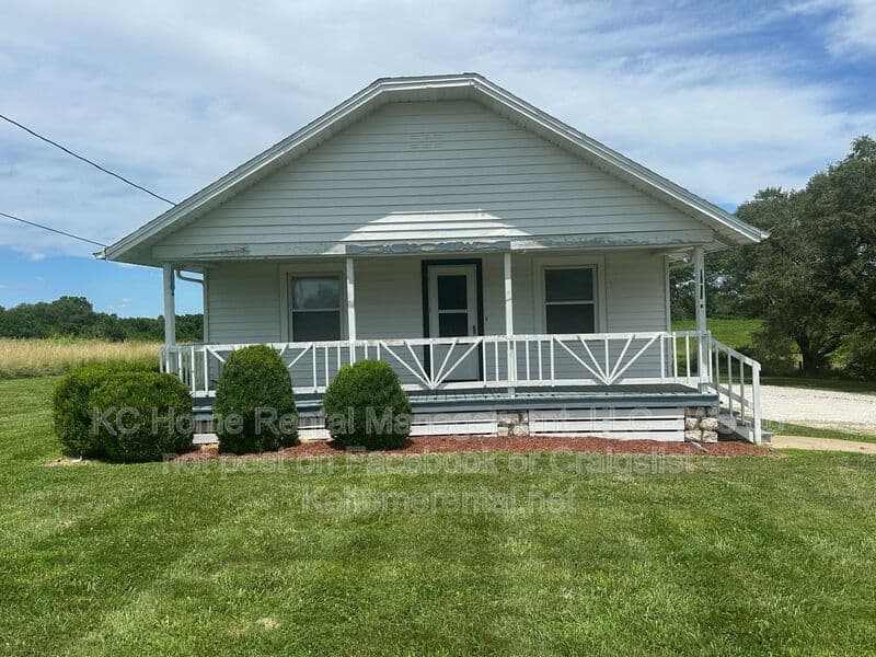 Kansas City House: 11204 Parallel Parkway