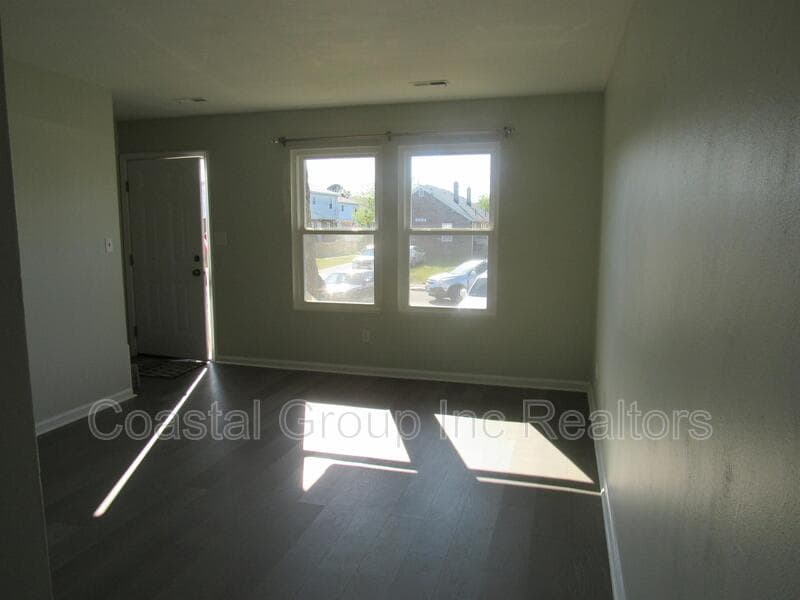 Norfolk Condo: 9518 18th Bay Street - A