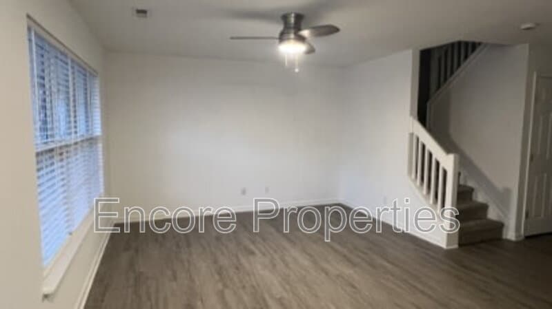 Greensboro Townhome: 253 Malamute Lane