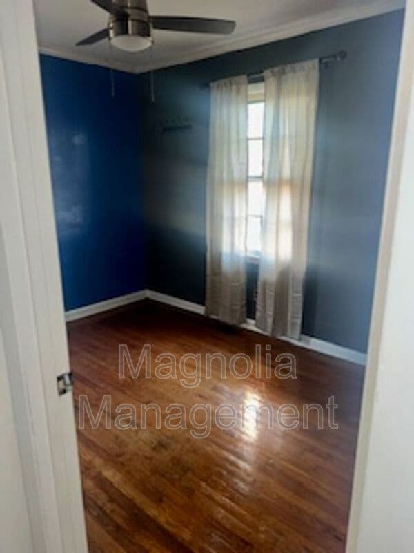 Norlina House: 471 Shephard Rd