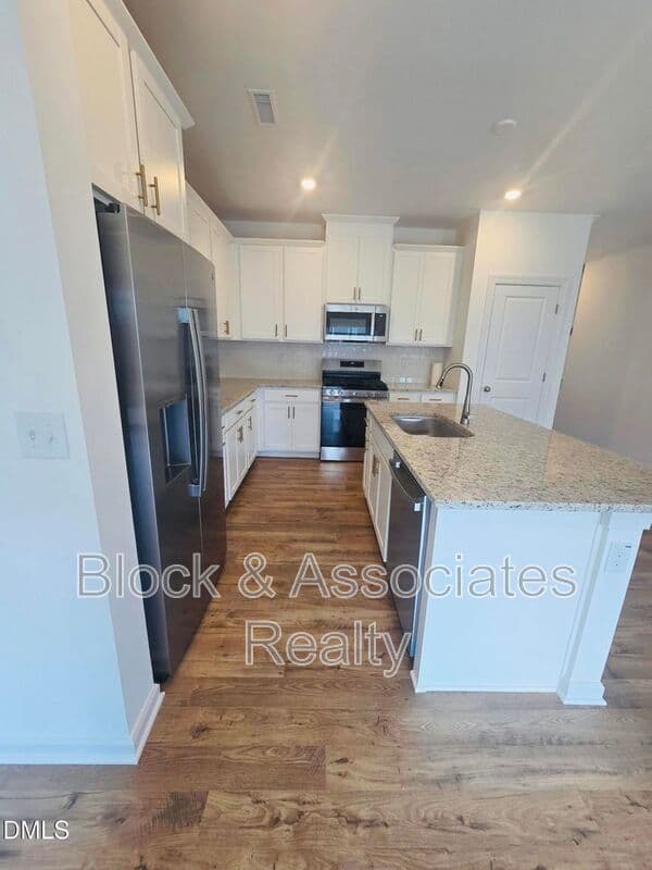 Wake Forest House: 8765 Wardle Ct