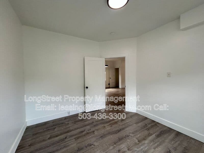 Portland House: 3520 SE 7th Ave