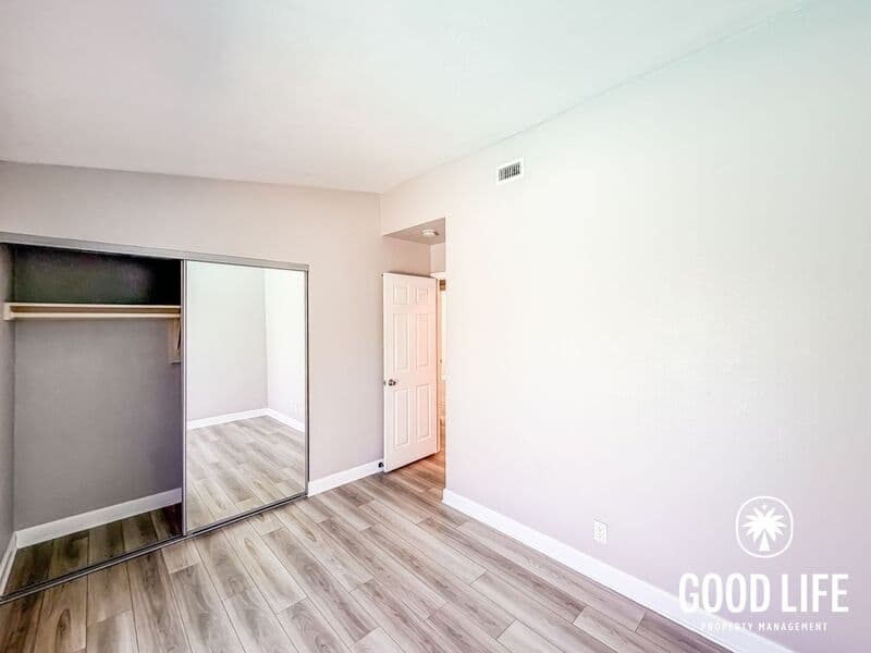 Escondido House: 2230 E Washington Ave
