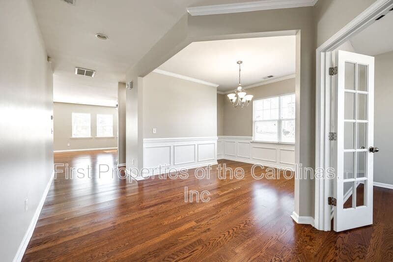 Waxhaw House: 3000 sewee Lane