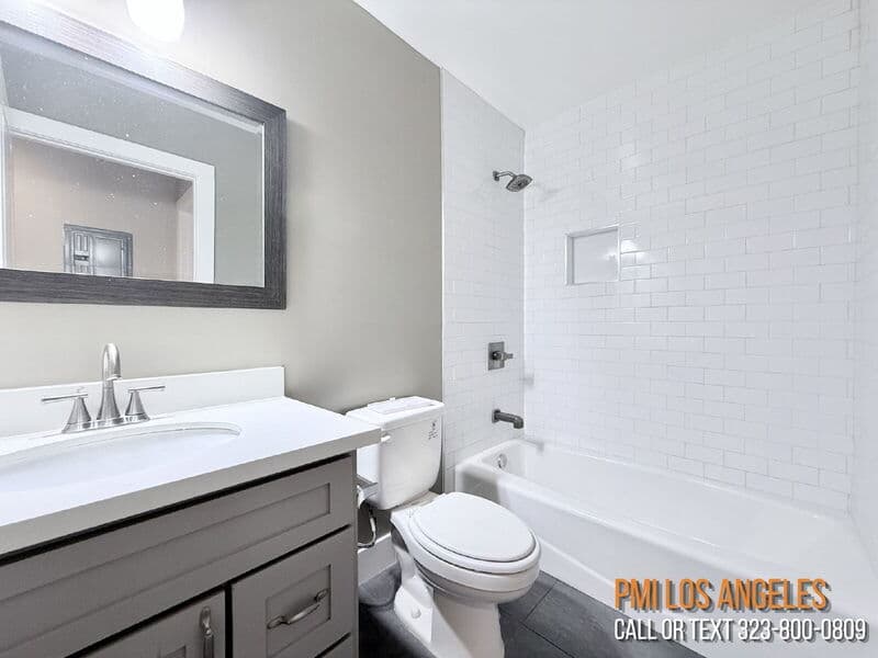 Los Angeles Townhome: 3650 Percy Street