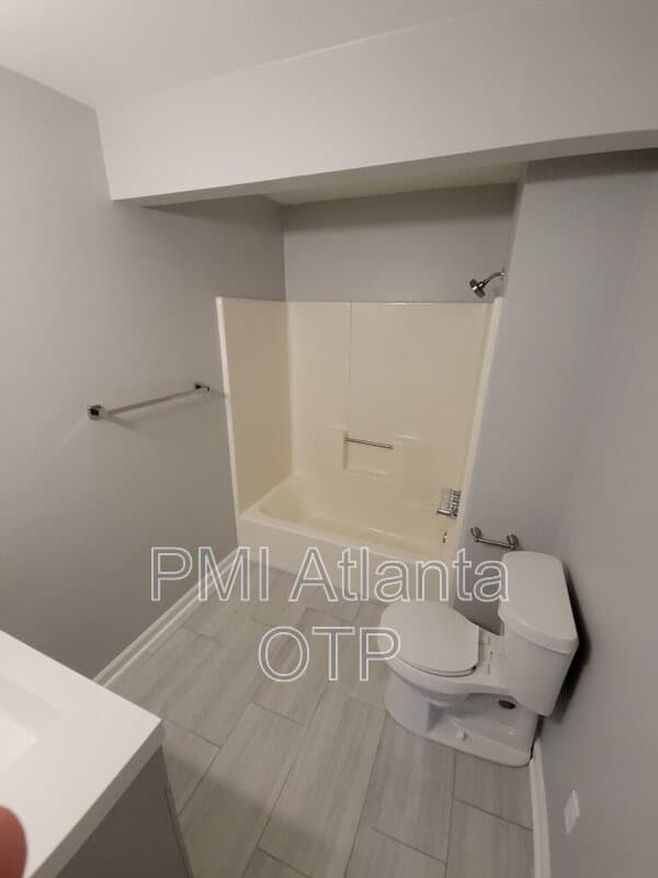Marietta House: 1782 Millview Dr