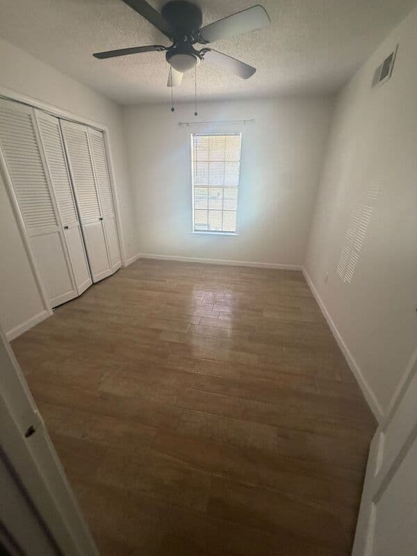 Memphis House: 6294 Ridgeline Dr