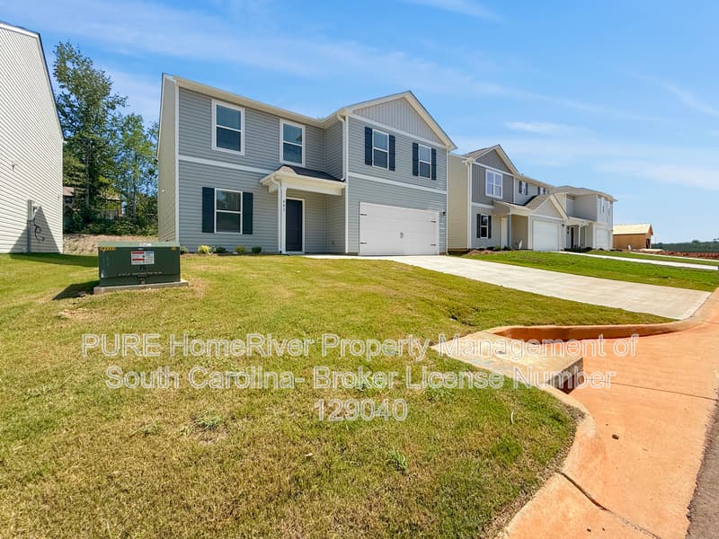 Spartanburg House: 483 Sundown Dr