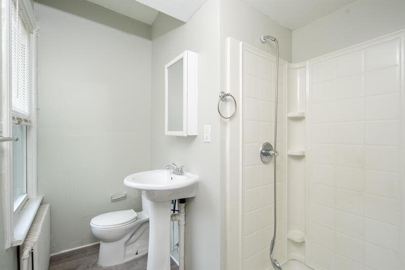 Troy Condo: 13 112th Street - 2R