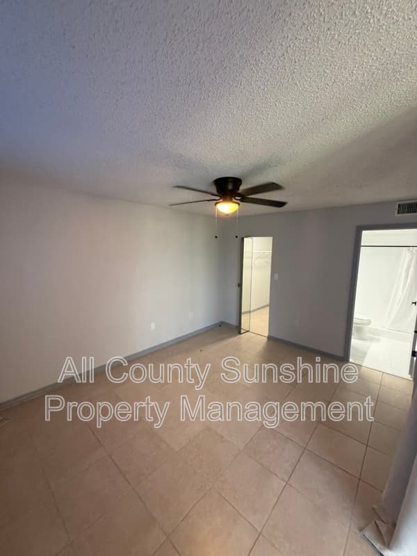 Tampa Condo: 2424 West Tampa Bay Blvd