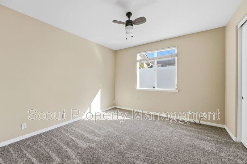 Menifee House: 28629 Maplewood Drive