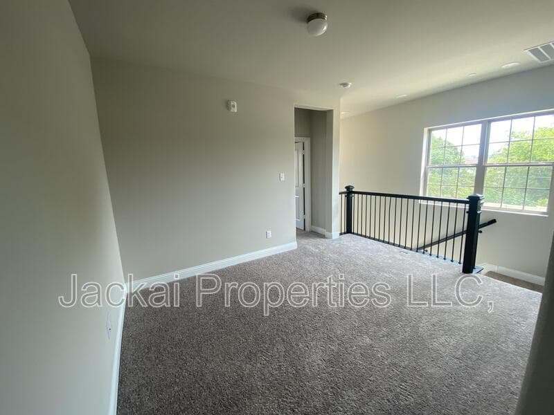 Euless Townhome: 801 Ponds Edge Lane