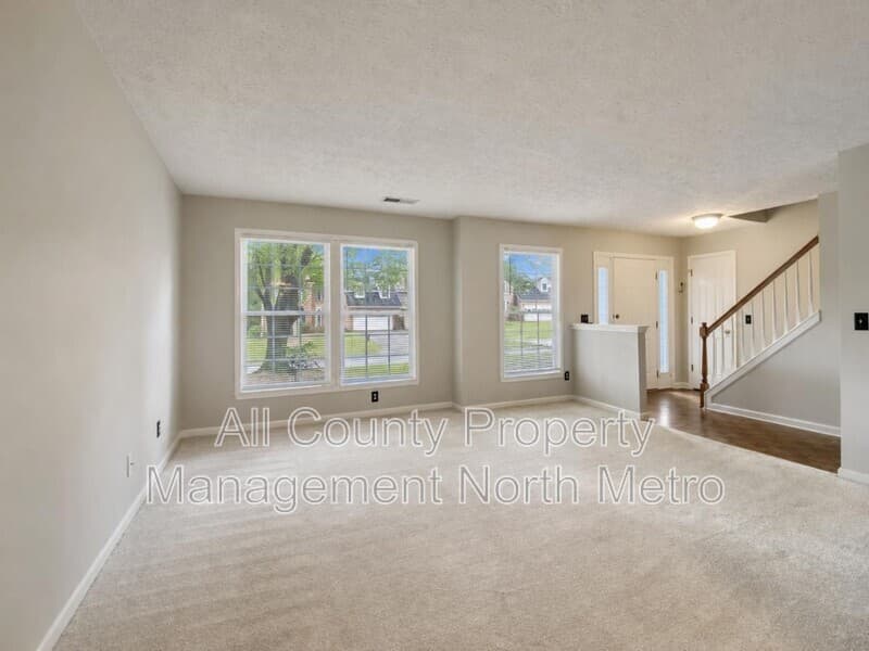 Johns Creek House: 5400 Taylor Road