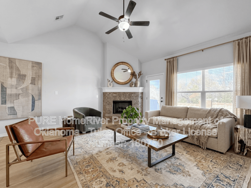 Jenks House: 209 W 111th Pl S