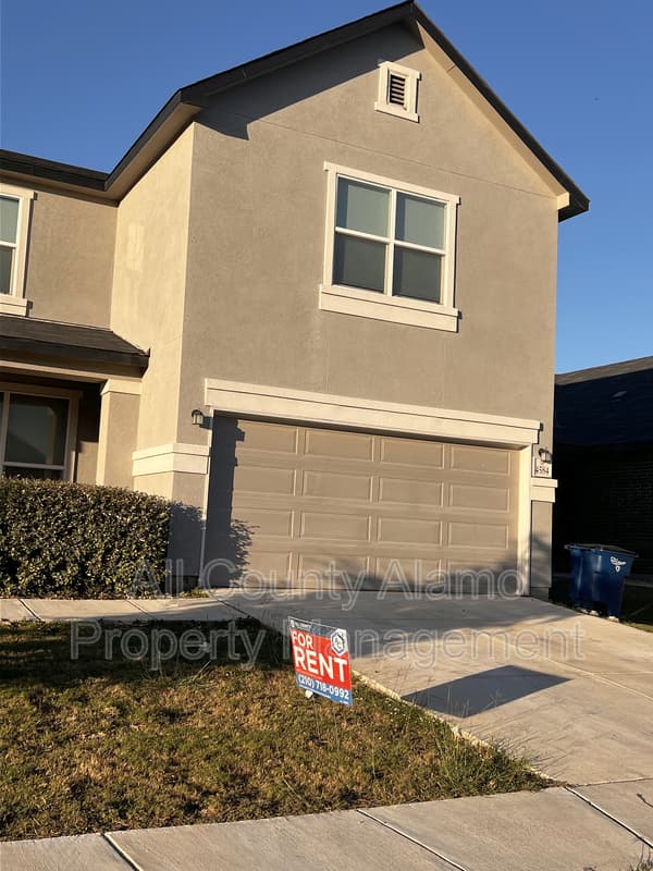 New Braunfels House: 4584 Klein Meadows