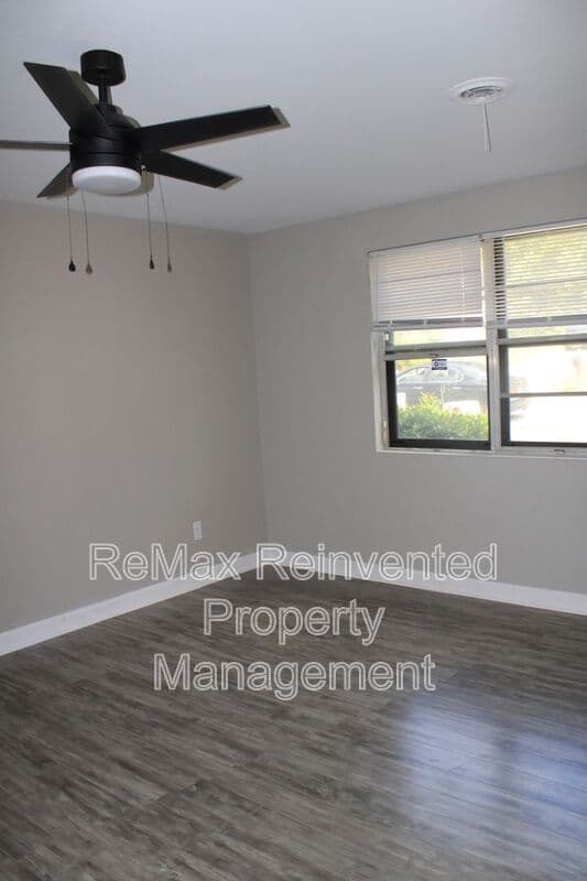 Augusta House: 3419 Lucie St
