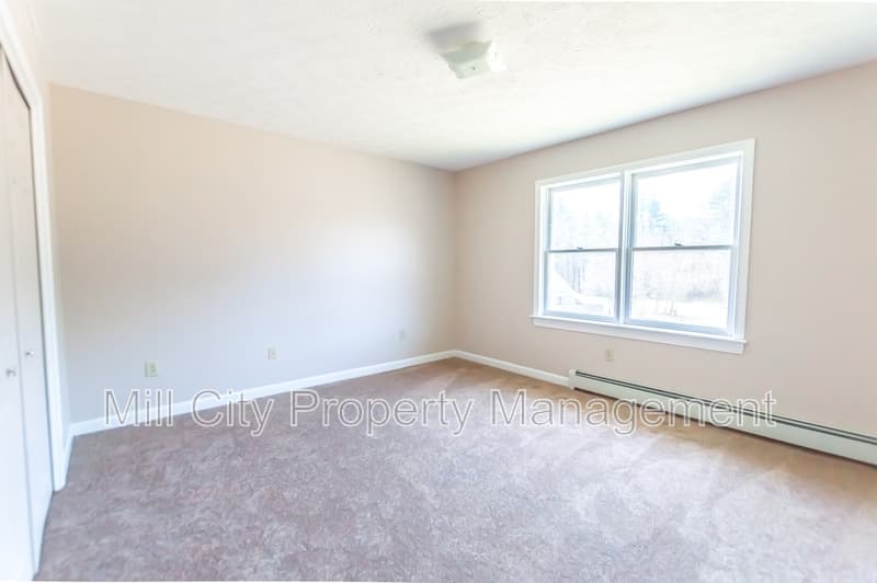 Manchester Condo: 1991 Bodwell Road