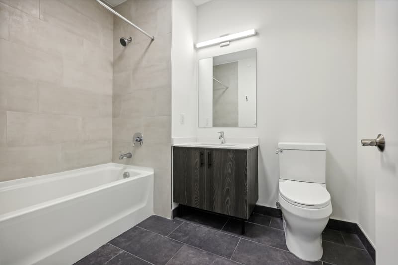 Orange Condo: 49s Day St. - 304