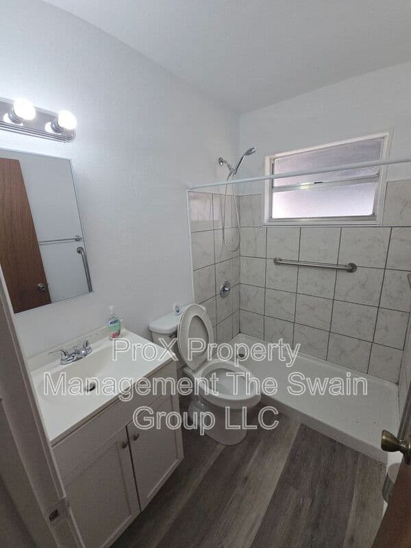 Winter Haven House: 3509 Ave S NW