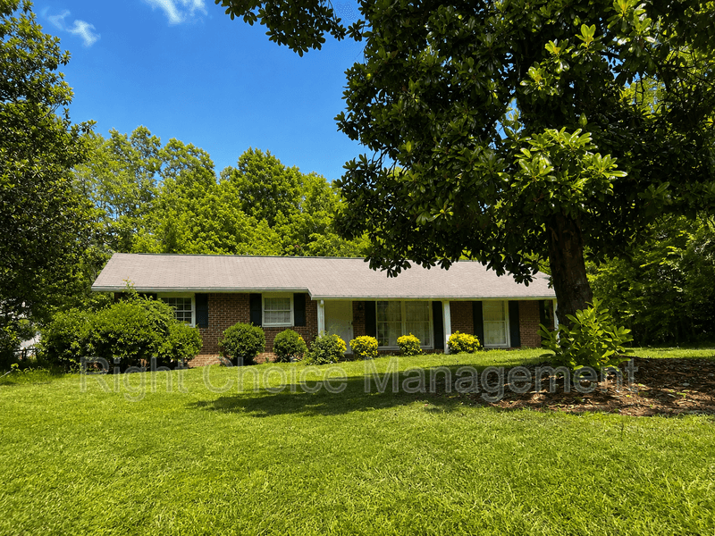Columbus House: 5019 Burbank St