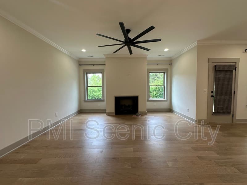 Ooltewah House: 9654 Dutton Ln