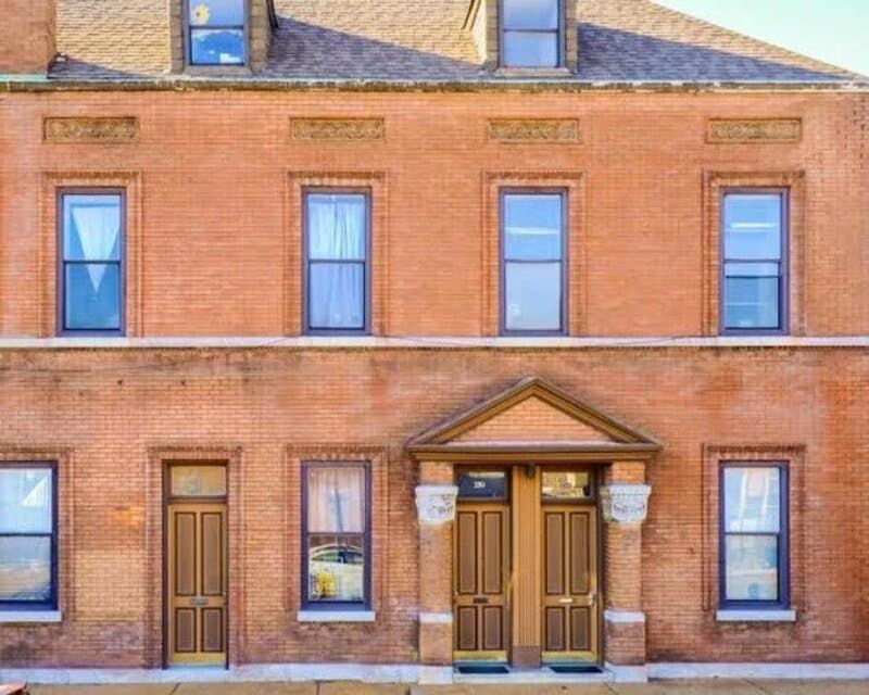 St. Louis Condo: 2905 Cherokee