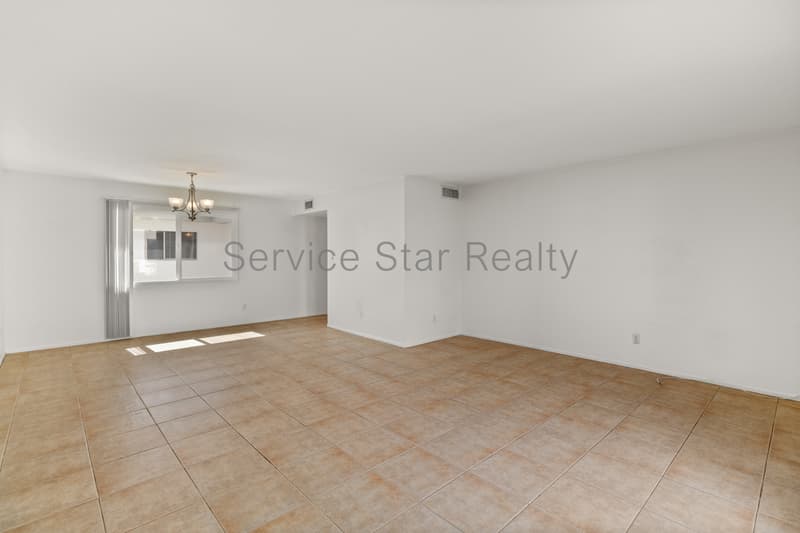 Scottsdale Townhome: 5011 N 83rd St