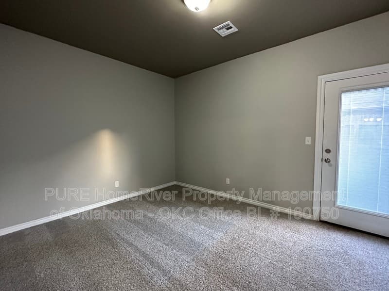 Oklahoma City Condo: 920 SW 91st St