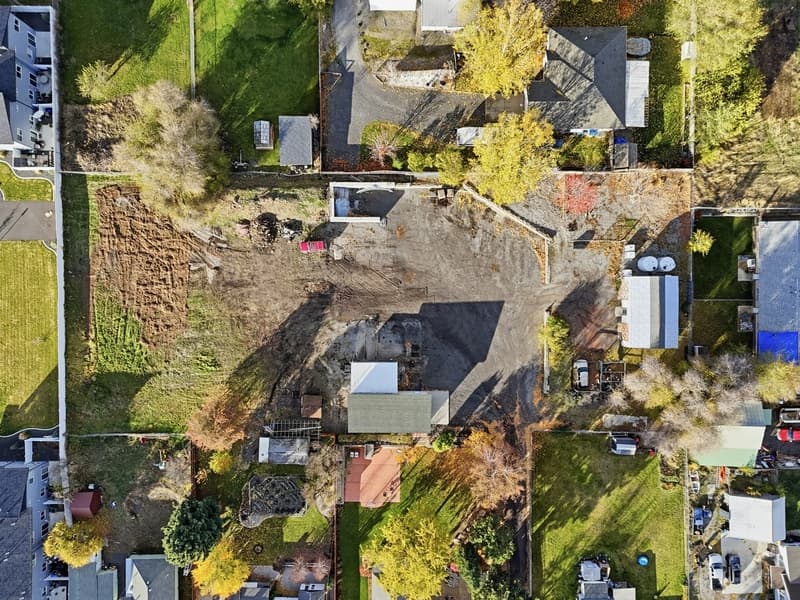 Spokane Valley House: 12707 East Main Avenue - 1