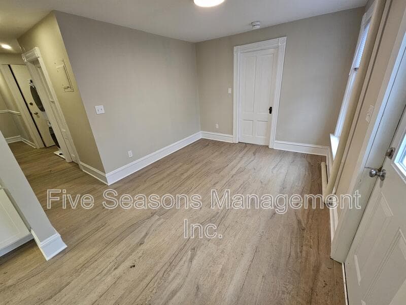 Burlington Condo: 98-2 North Champlain Street