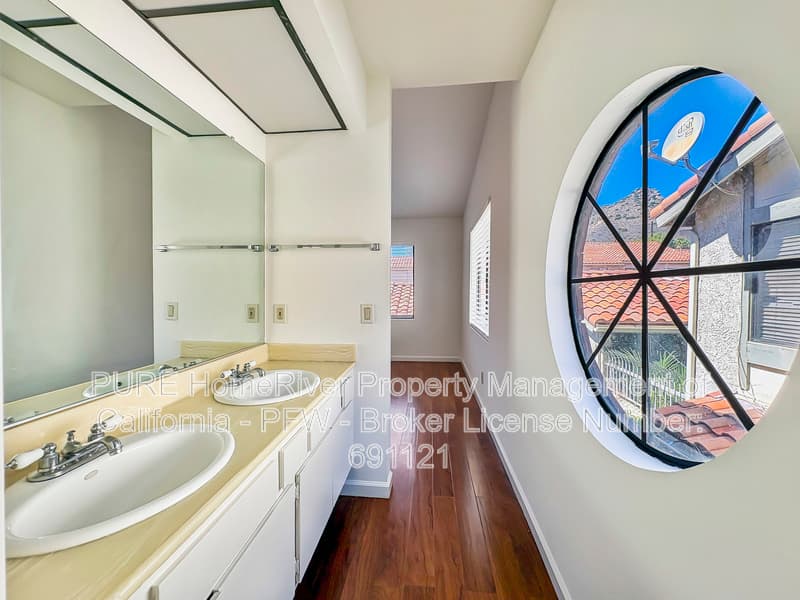West Hills Condo: 6865 Valley Circle Blvd