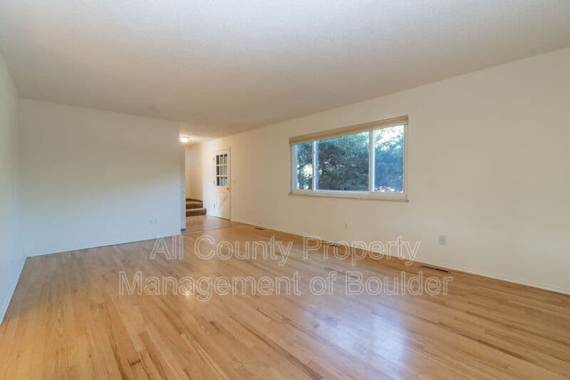 Boulder House: 1530 Ithaca Dr