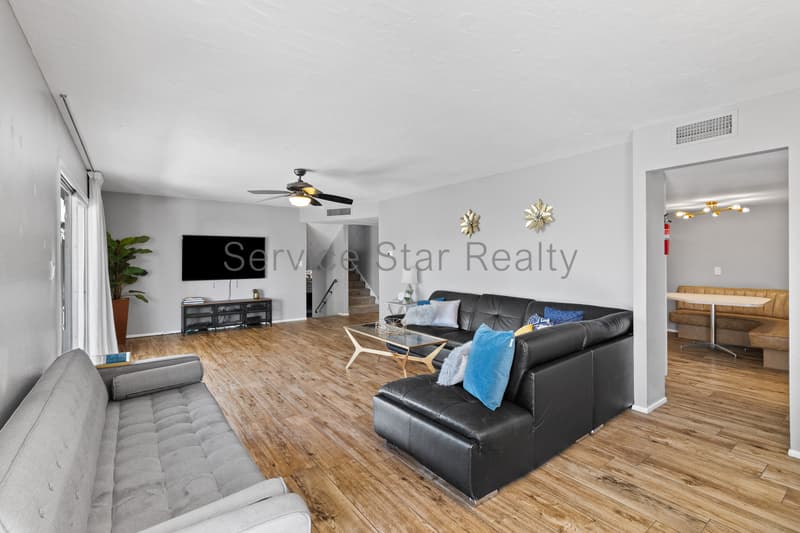 Scottsdale House: 5620 N 83rd St