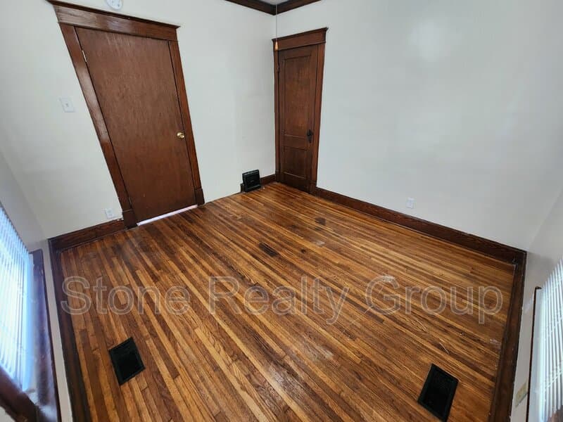 Terre Haute House: 1732 Garfield Avenue