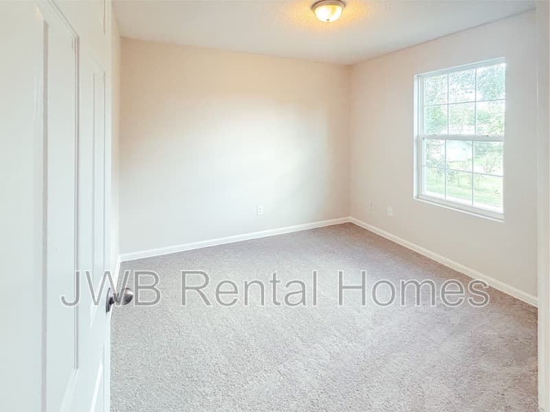 Jacksonville House: 8520 Cocoa Ave