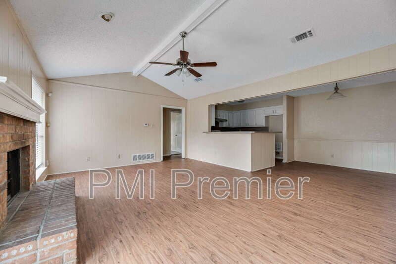 Dallas Condo: 4724 Berridge Ln