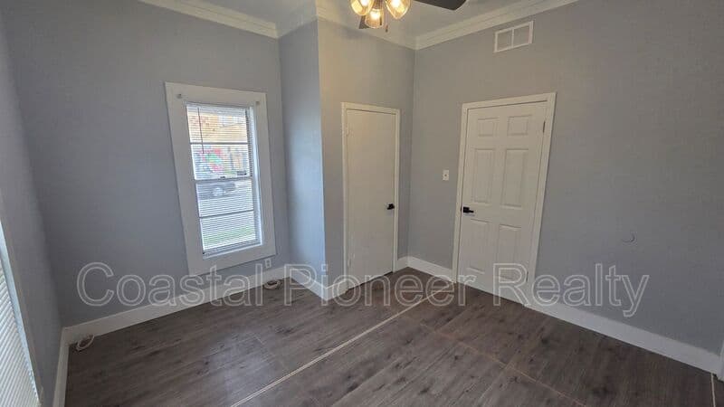 Tampa House: 2010 N Howard Ave