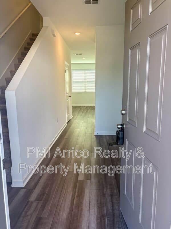 Gibsonton Townhome: 6371 Kay Morgan Lane