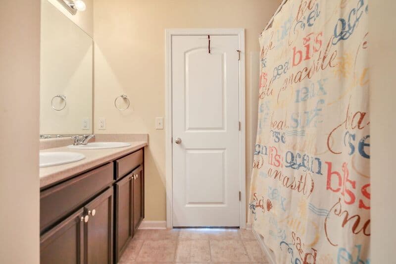 Richmond Hill House: 285 Cantle Dr