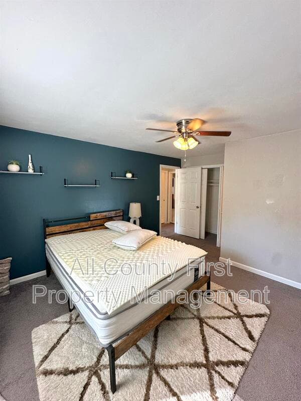 Decatur House: 1384 Peachcrest Rd,