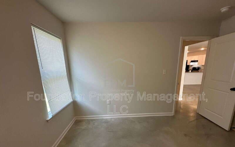 West Memphis House: 2510 SL Henry Street