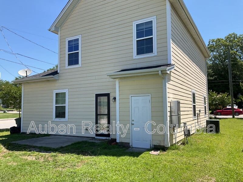 Columbia House: 1331 Mcduffie Ave